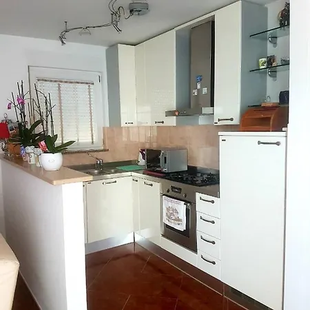 Apartment Kira Pula